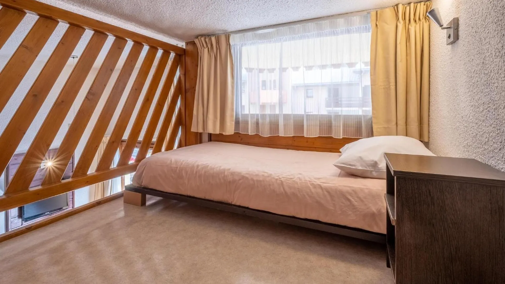 2 Room Apartment For 5 People Balcony Lanslevillard 0*,